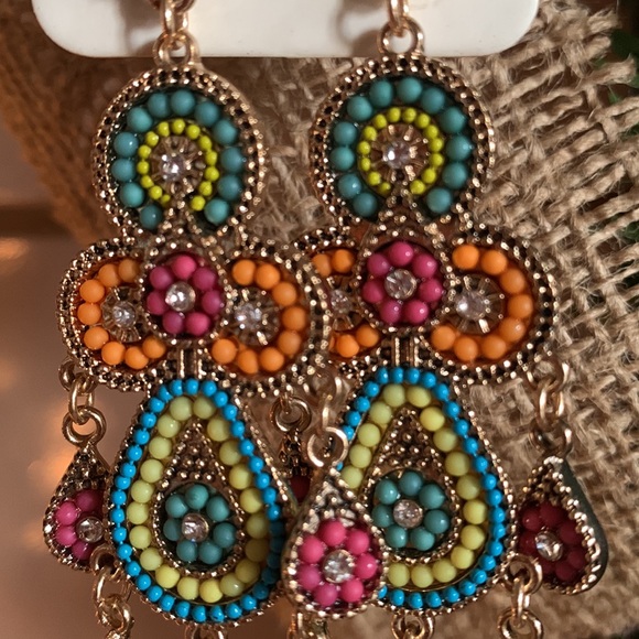 Beautiful Gold-Toned Lovisa Earrings - Picture 7 of 10